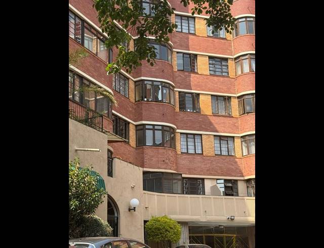 2 BEDROOM PROPERTY TO RENT IN HOUGHTON